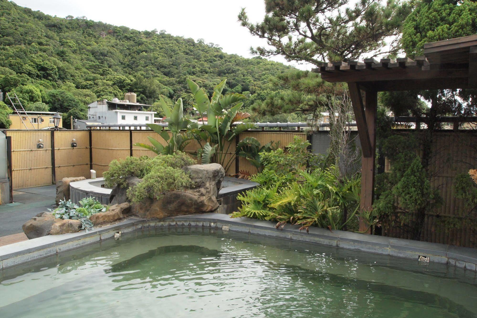 Spa Spring Resort Beitou Exterior foto